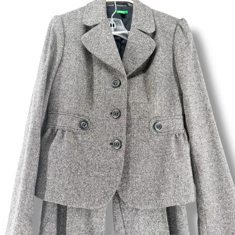 United Colors of Benetton Grey Tweed Pant Suit Ruffled Peplum Blazer  Size 10